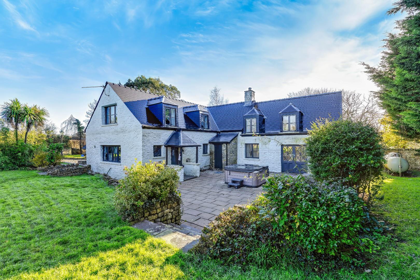 Ty Uchaf, Moulton, Nr Llancarfan, Vale of Glamorgan, CF62 3AB